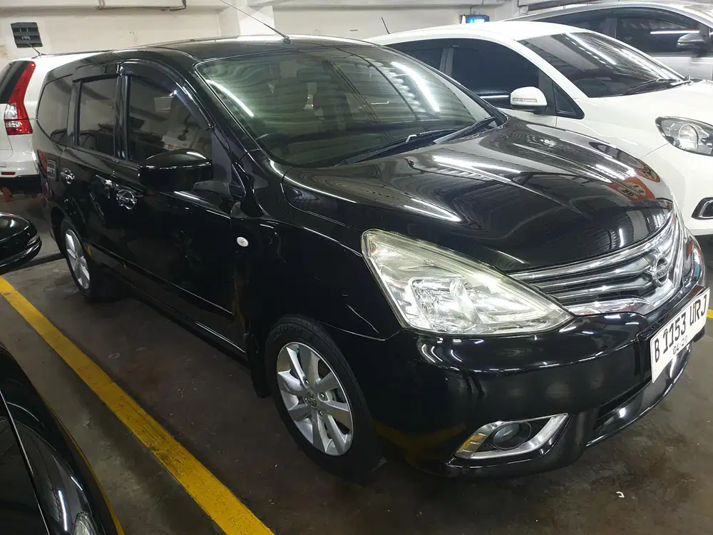 Nissan Livina 2013 Facelift XV A/T Hitam Pajak Panjang Low KM Mulus