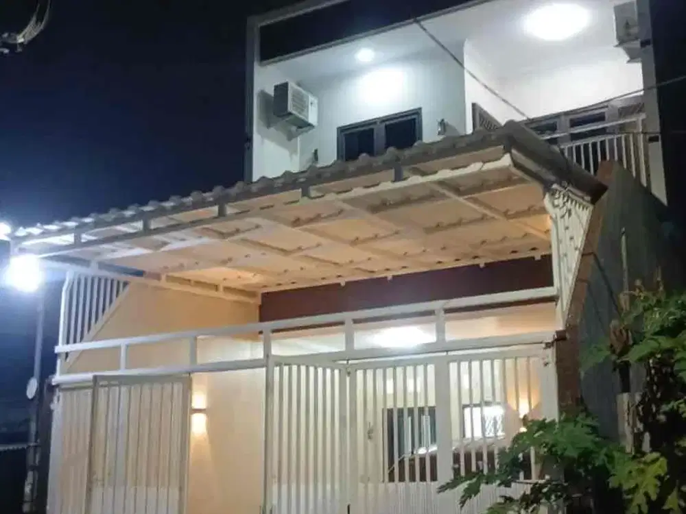 RUMAH BARU  SELESAI RENOVASI DI KARAWACI