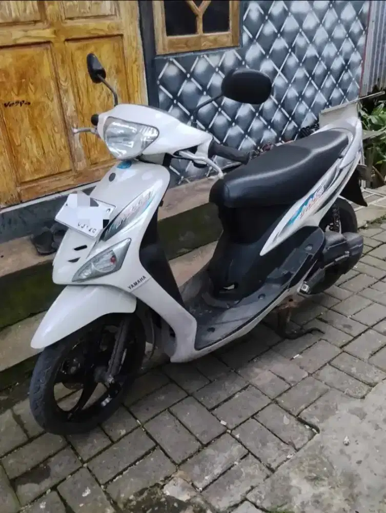 Dijual Motor Yamaha Mio sporty 5tl mulus bening siap pakai bosku