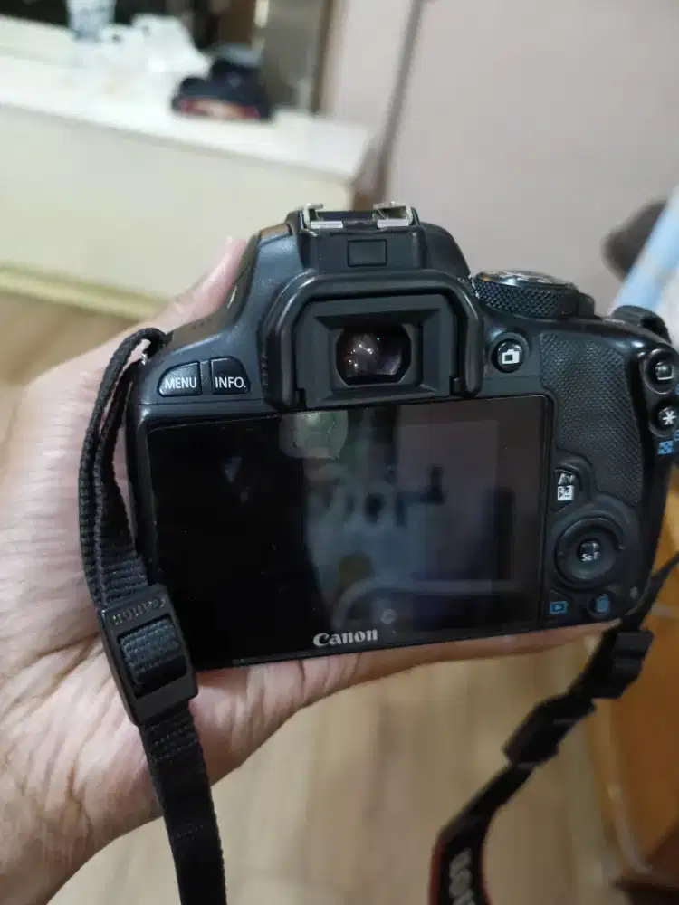 Kamera Canon EOS kiss x7