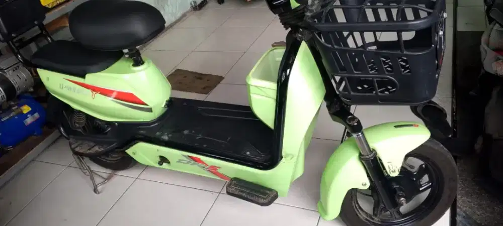 Dijual Sepeda Listrik U-Winfly type DF-5