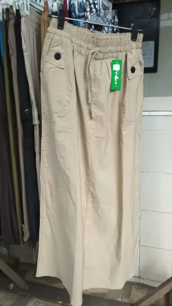 Rok Panjang Cargo Cream Size L/XL