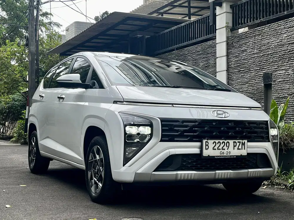 ISTIMEWA HYUNDAI STARGAZER PRIME 1.5 AT 2023 PUTIH BERGARANSI