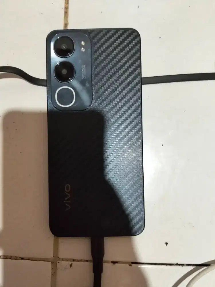 Di jual BU cepat hp Vivo y19s ram 4+4/64, mulus no minus, lok Jakpus