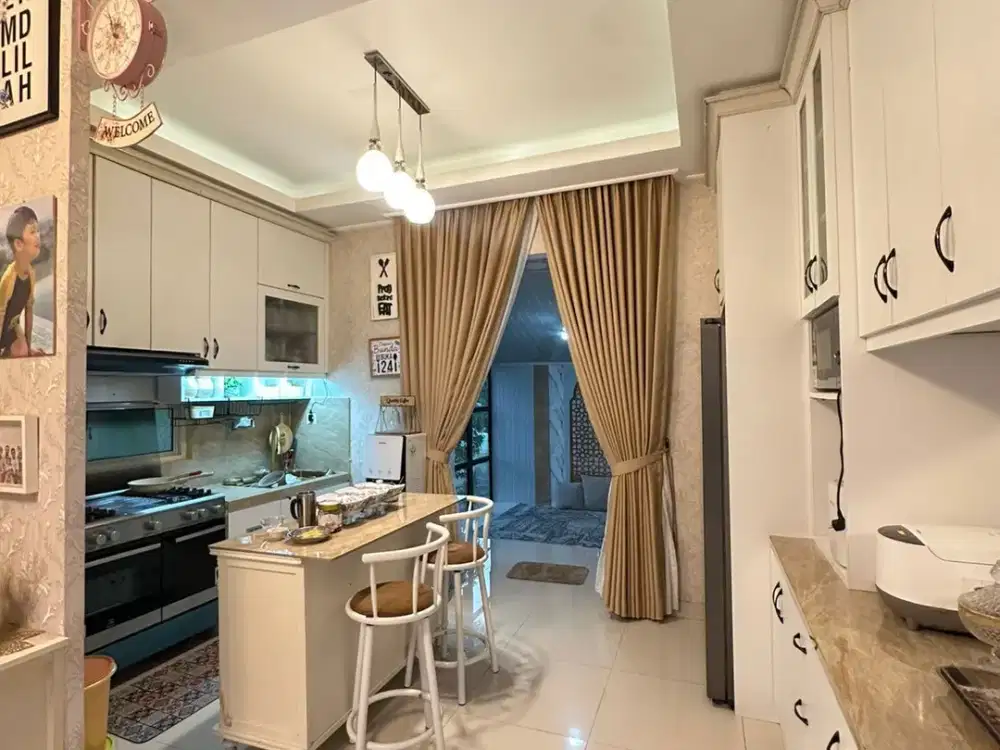 JUAL CEPAT Cluster Pinewood Banjar Wijaya Cipondoh Tangerang Rumah Hook 2 Lantai 2,95 M