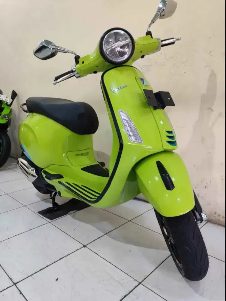 Piaggio Vespa Primavera S150 ABS 2024