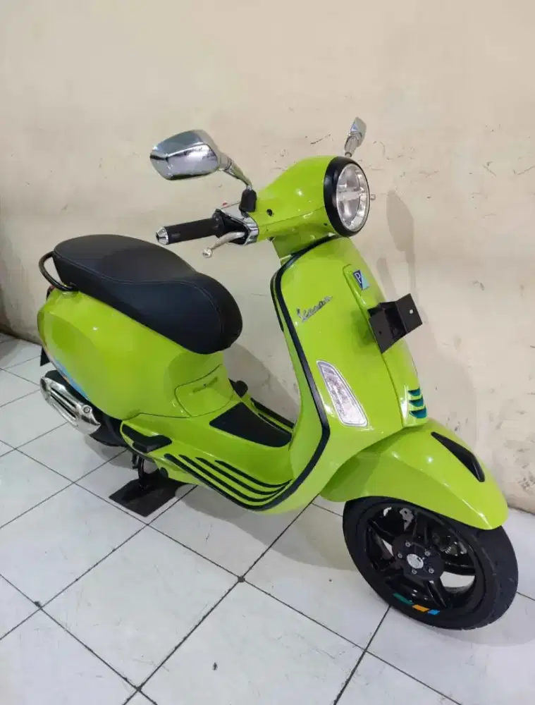 Piaggio Vespa Primavera S150 ABS 2024