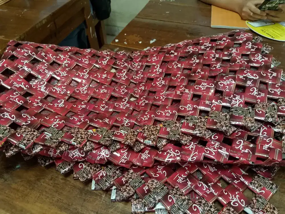 HSC 2025 Barang Bekas naik kelas-Kerajinan bahan bekas bungkus kopi