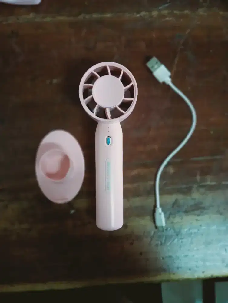 KIPAS ANGIN MINI PORTABLE