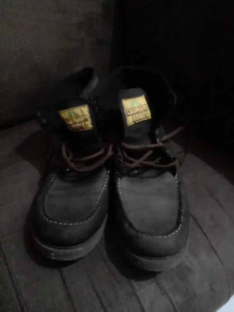 Sepatu country boots