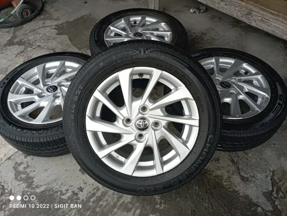 Velg agya/ayla r14 pcd 100