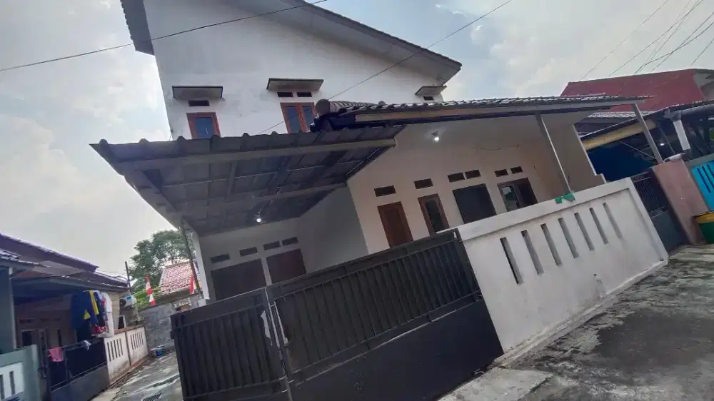 Disewakan rumah 2 lantai posisi strategis Depok