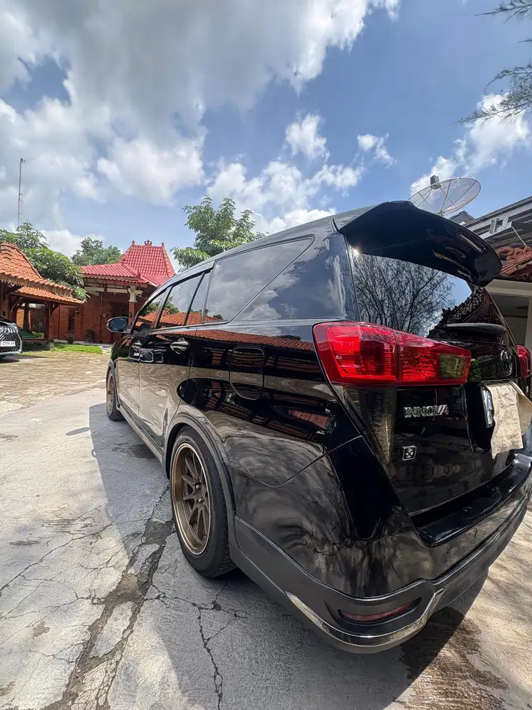 Toyota Kijang Innova 2021 Diesel
