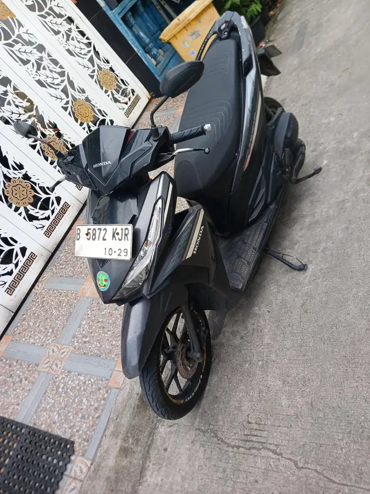 Honda Vario LED 125 2017 ss lengkap mesin bagus plat Bekasi Kota