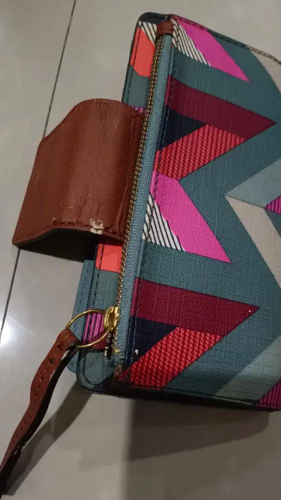 Dompet wanita warna retro