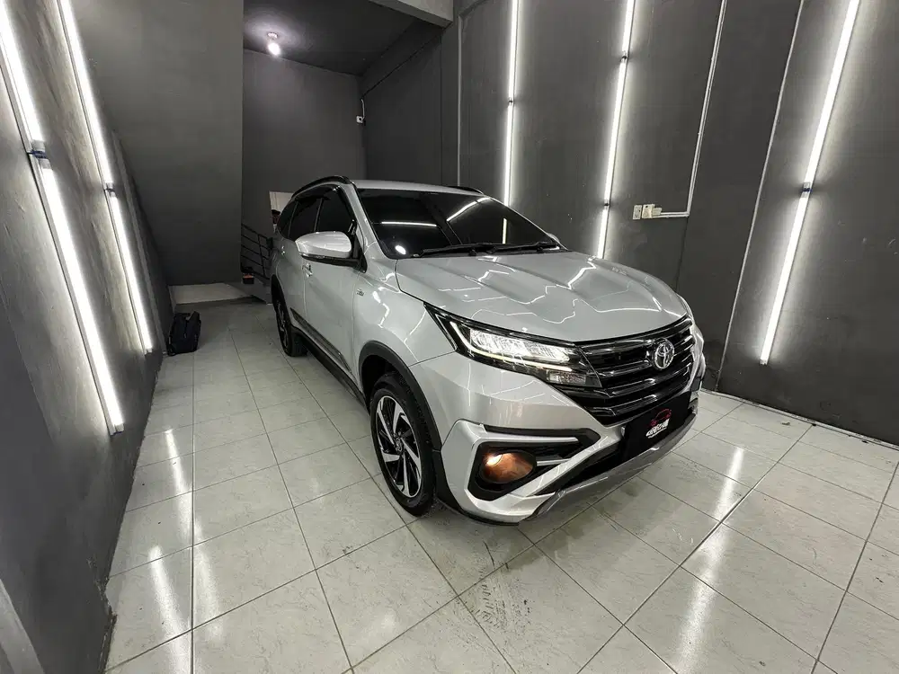 TOYOTA RUSH GR MATIC 2022 SILVER