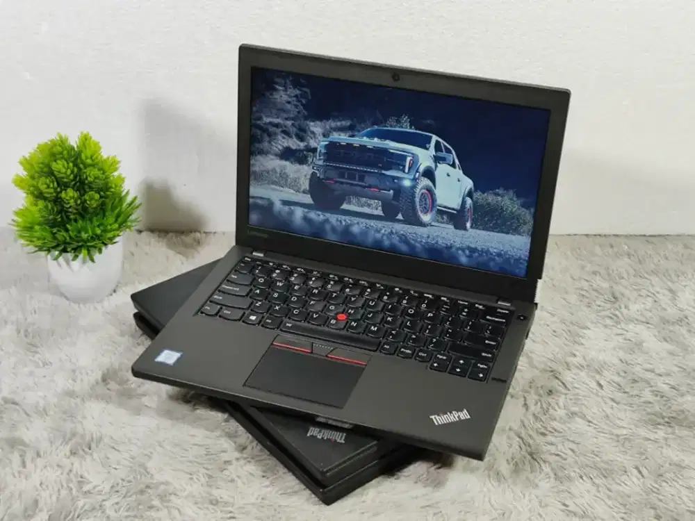LENOVO THINKPAD X260|INTEL CORE I7 GEN 6|RAM 8GB SSD 256GB|BERGARANSI