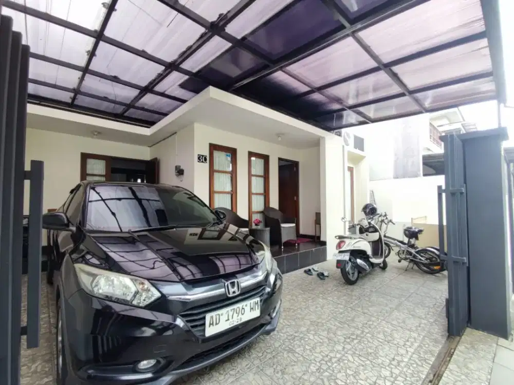 Rumah Seturan Selatan UPN DIJUAL Dekat Jl Wahid Hasyim