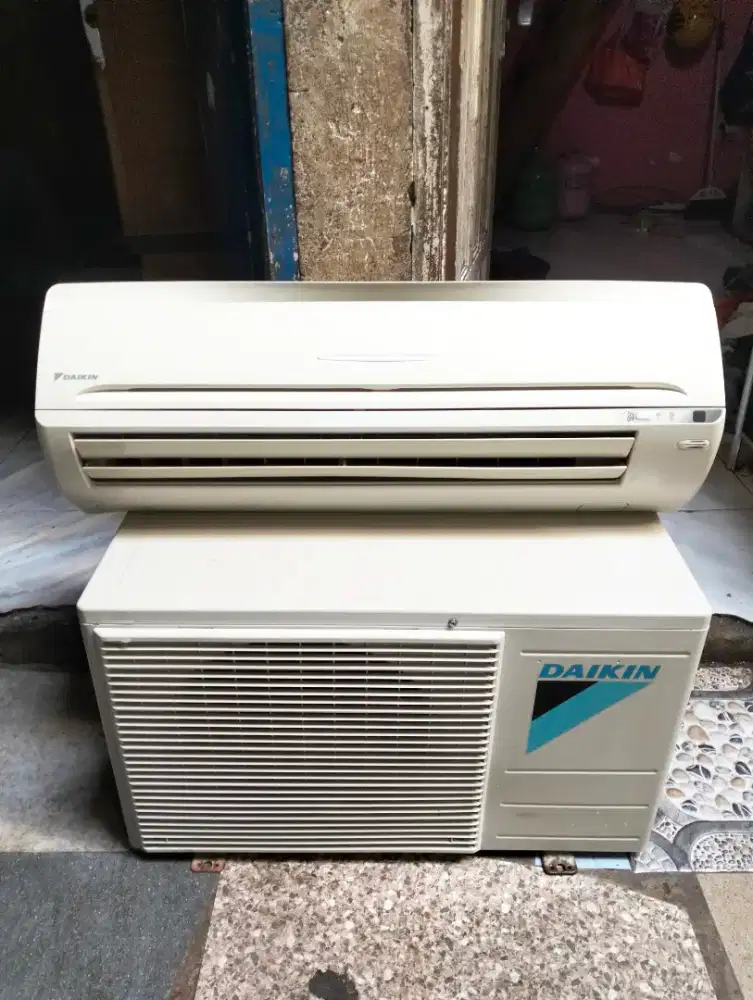 AC 1 pk R 410 merk Daikin Thailand