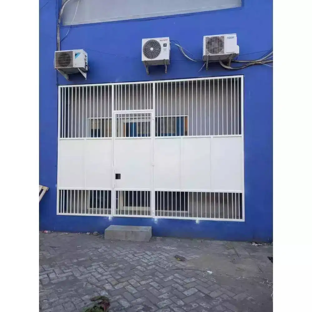 pagar rumah plat eser warna putih