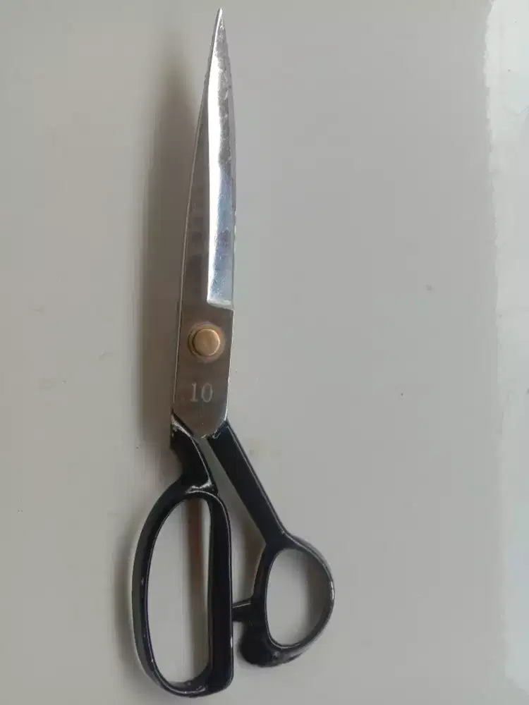 Gunting Kain 10 inchi