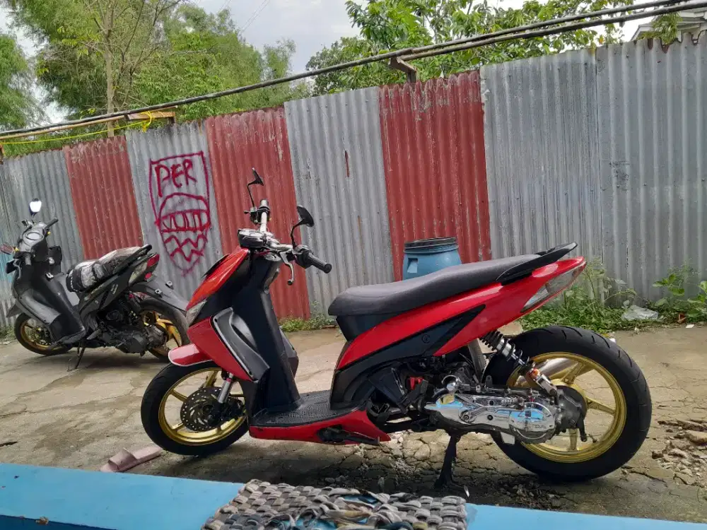 JUAL CEPAT VARIO 110 TAHUN 2010