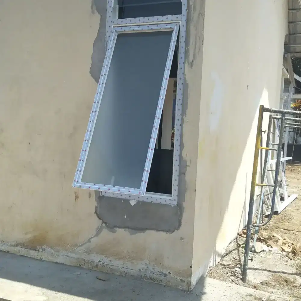 Kusen aluminium pintu jendela dan kaca