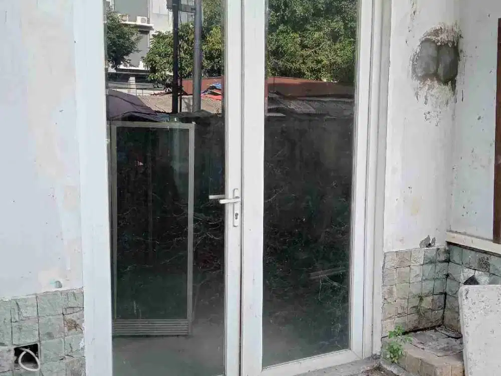 RUKO SEWA GANDARIA TENGAH KEBAYORAN BARU JAKARTA SELATAN