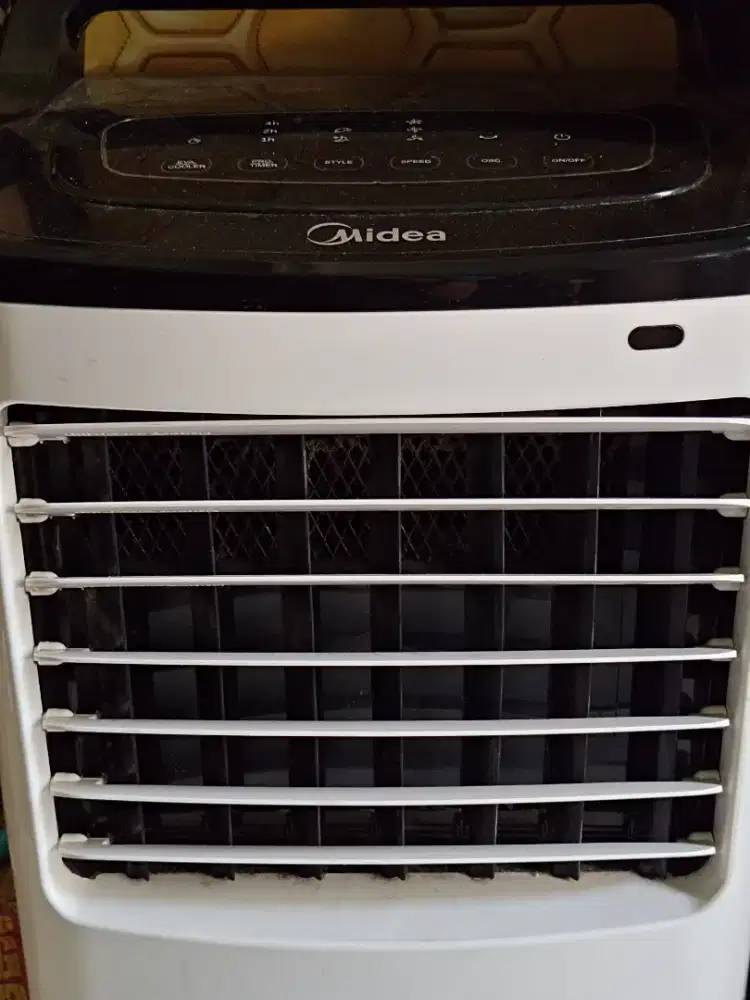 Midea air cooler ac120-16f 1000ltr 75wt minus