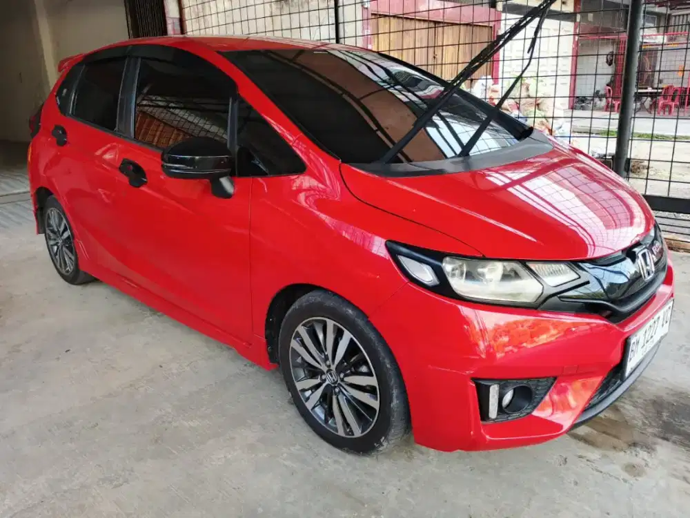 Dijual honda jazz rs matic 2014