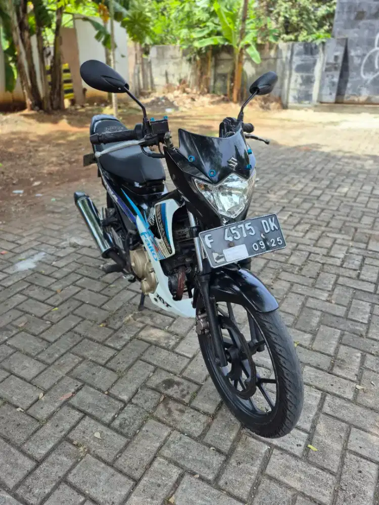 Dijual Suzuki Satria FU tahun 2015 surat lengkap