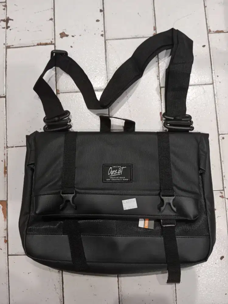 Tas selempang distro