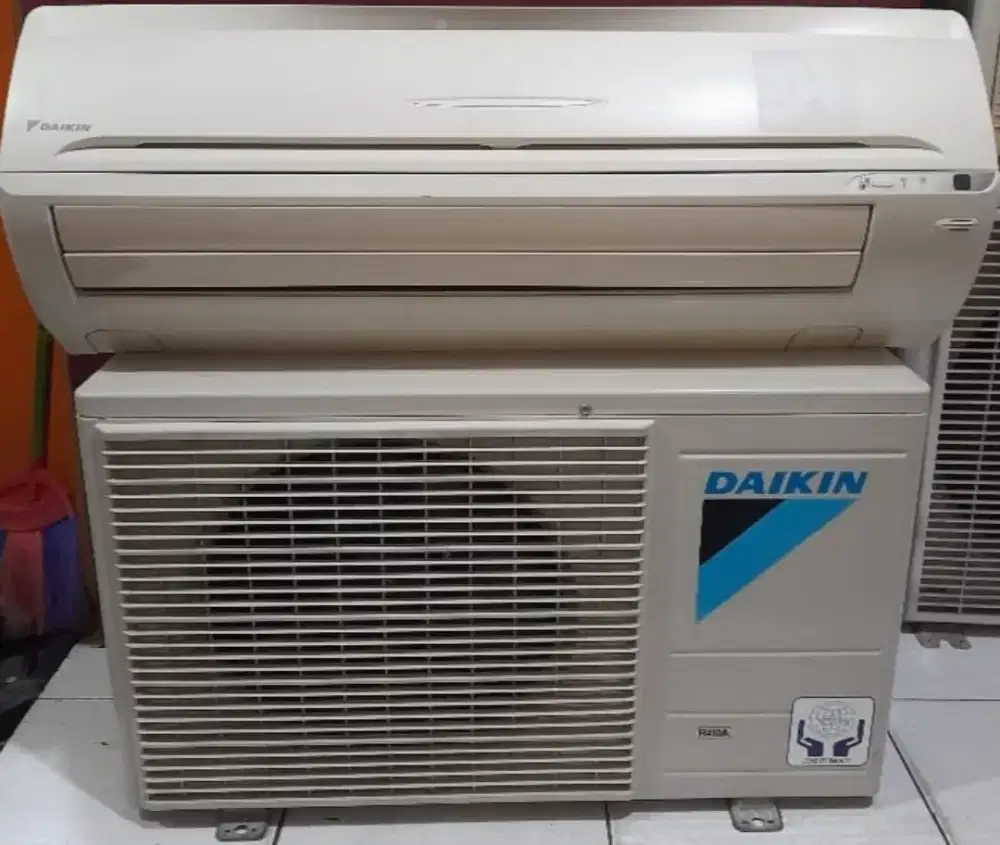 AC DAIKIN 1PK STANDAR+PASANG