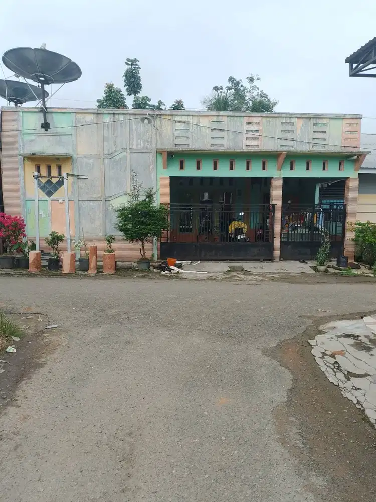 JUAL BU RUMAH SIAP HUNI  LOK JL UTAMA BATUNG PERMAI