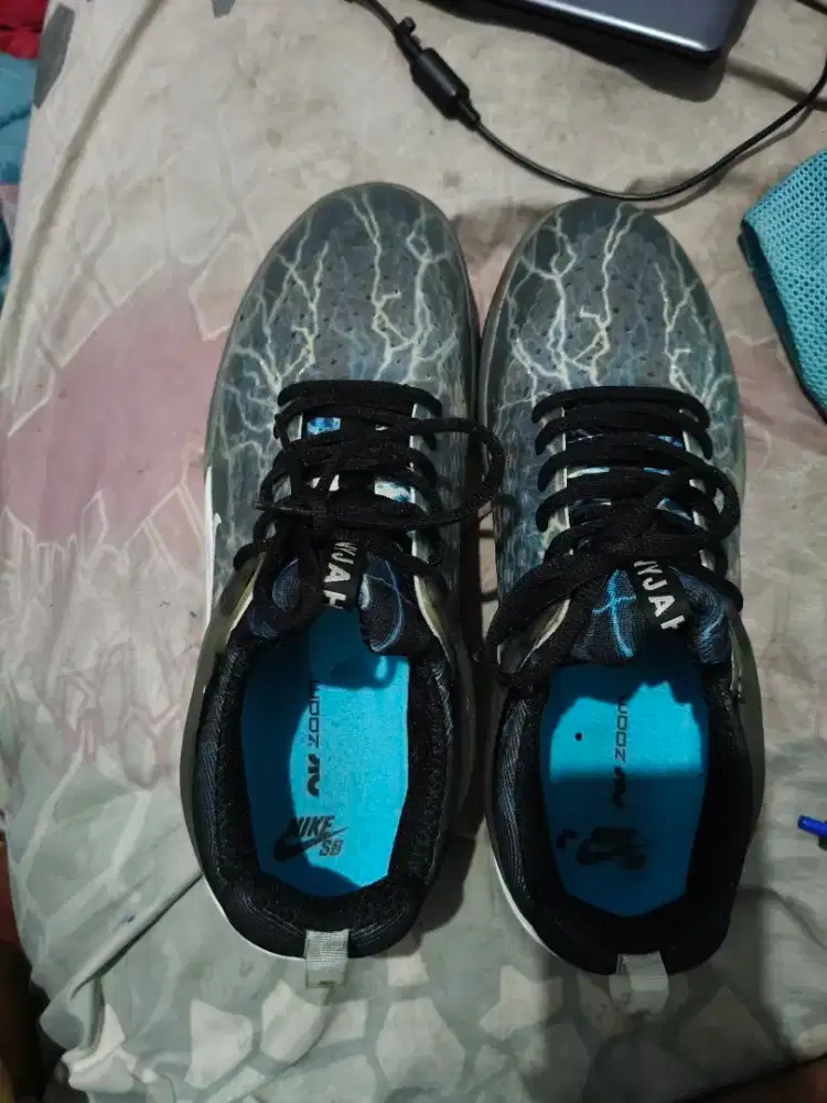 Sepatu Nike SB Zoom Nyjah 3 PRM Trouble At Home