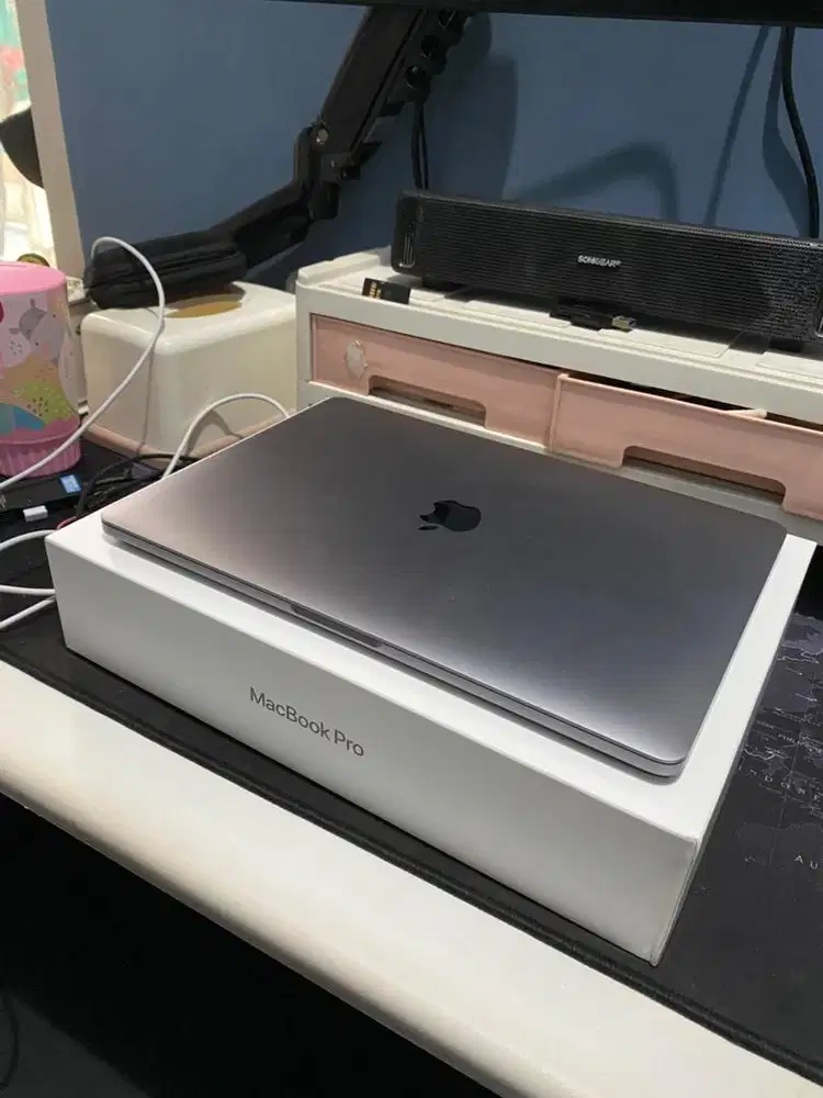Macbook Pro M1 8/512 EX Ibox