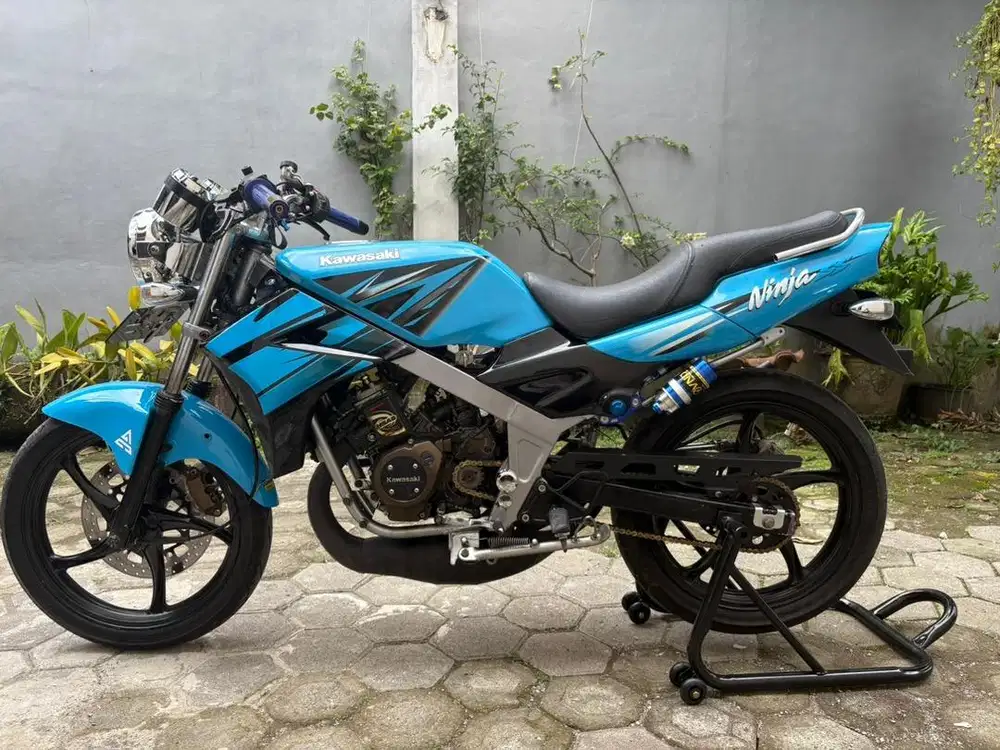 Kawasaki Ninja R 2008 Convert SS