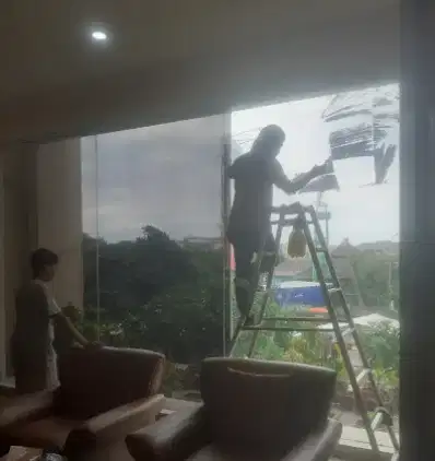 Pusat Kaca film menerima panggilan rumah memberikan pelayanan terbaik