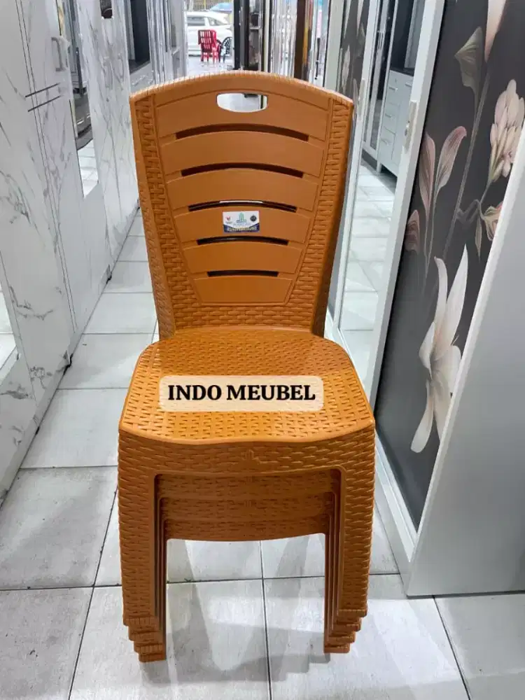 KURSI MAKAN PLASTIK OLYMPLAS, KURSI TERAS PLASTIK OLYMPLAS