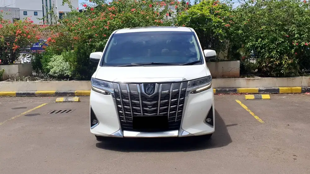 Toyota Alphard 2.5 G ATPM TSS Pilot Seat White On Beige 2022 Like New