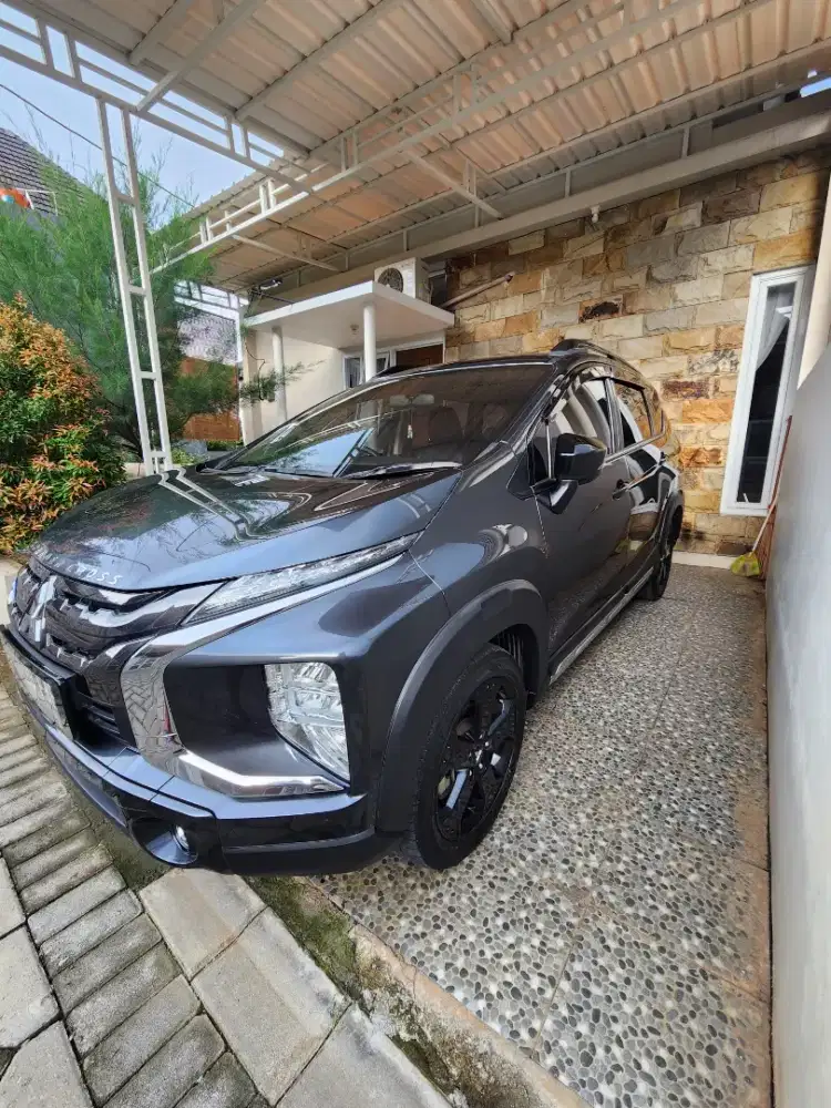 Mitsubishi xpander cross rockford fosgate black edition 1.5 AT