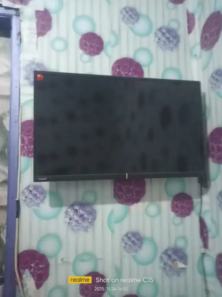 tv 32 in android.CHANGHONG .