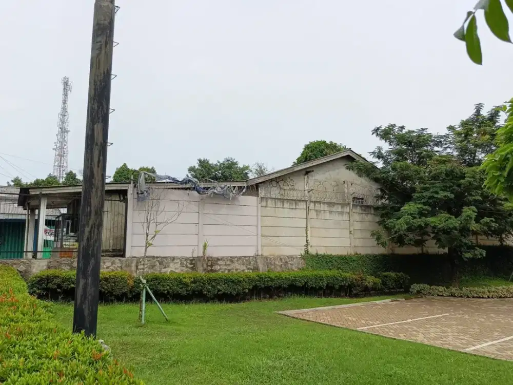 Dijual Cepat Tanah dan Bangunan di Pinggir Jalan Utama Puspitek Serpong