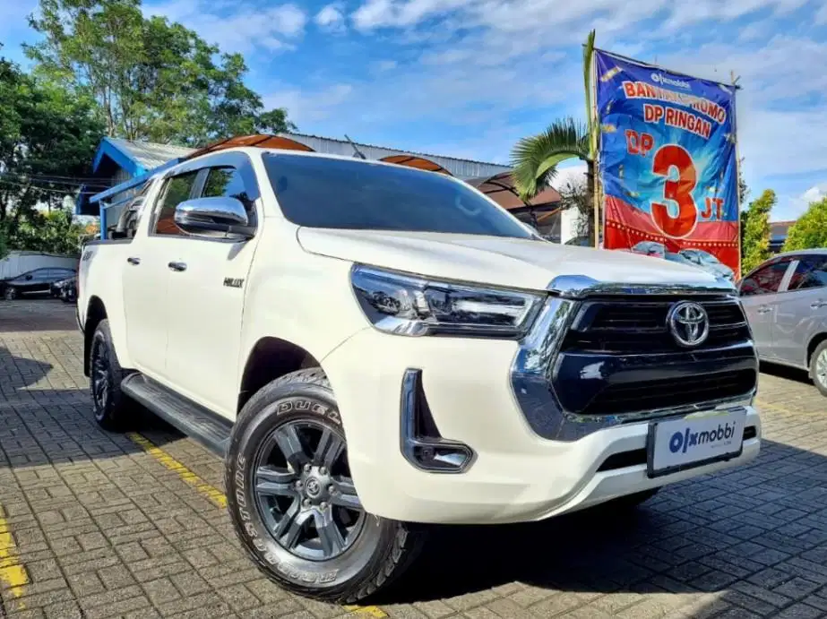 [OLXmobbi] TOYOTA HILUX 2.4 DOUBLE CABIN V DIESEL AT 2021