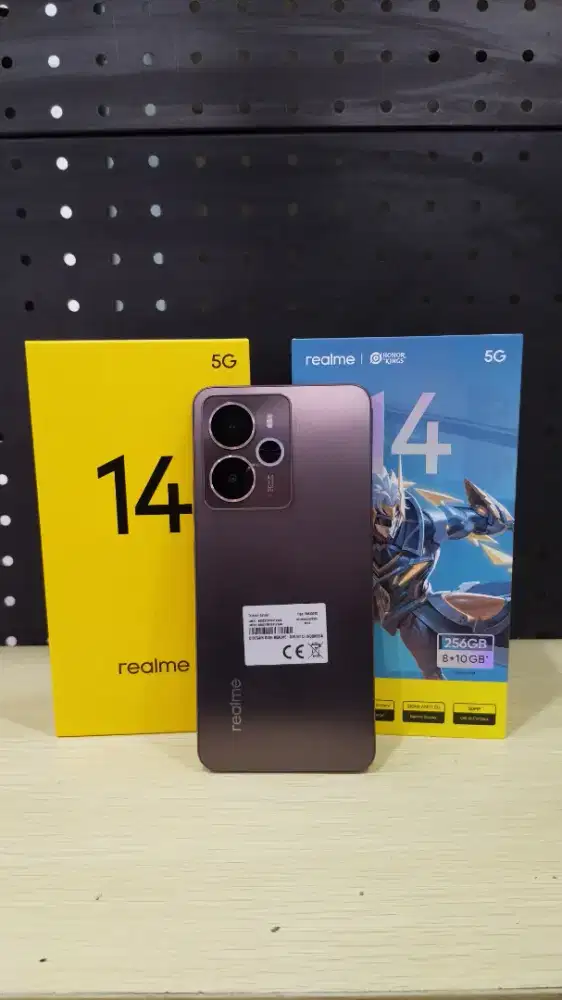 REALME 14 5G 8/256 BLACK SECOND