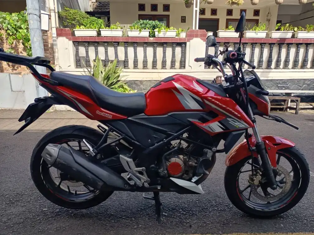 Honda CB150R Streetfire Tahun 2017
