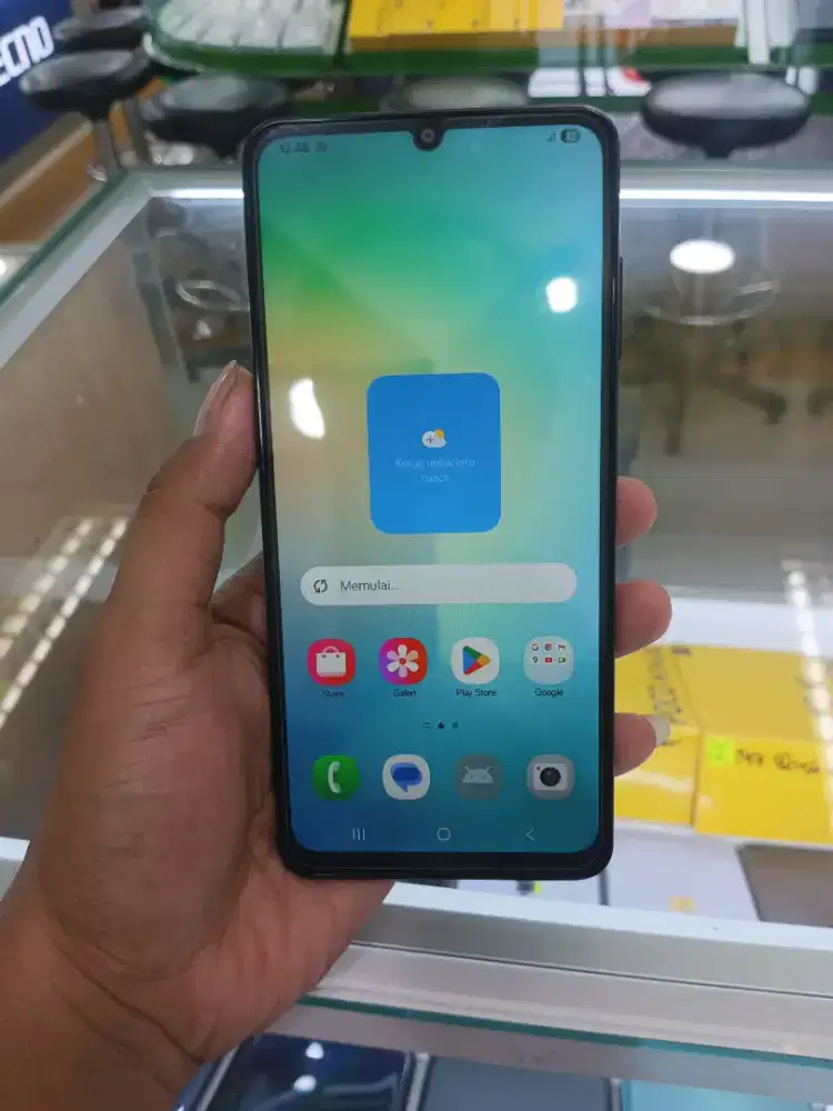 Samsung galaxy A06 ram 4gb+4gb/128gb second fullset kabel dan box