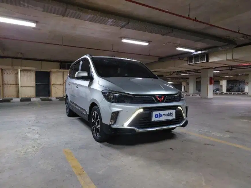 LOW DP Wuling Confero S 1.5 L ACT Lux Plus Bensin-MT 2021 EZG