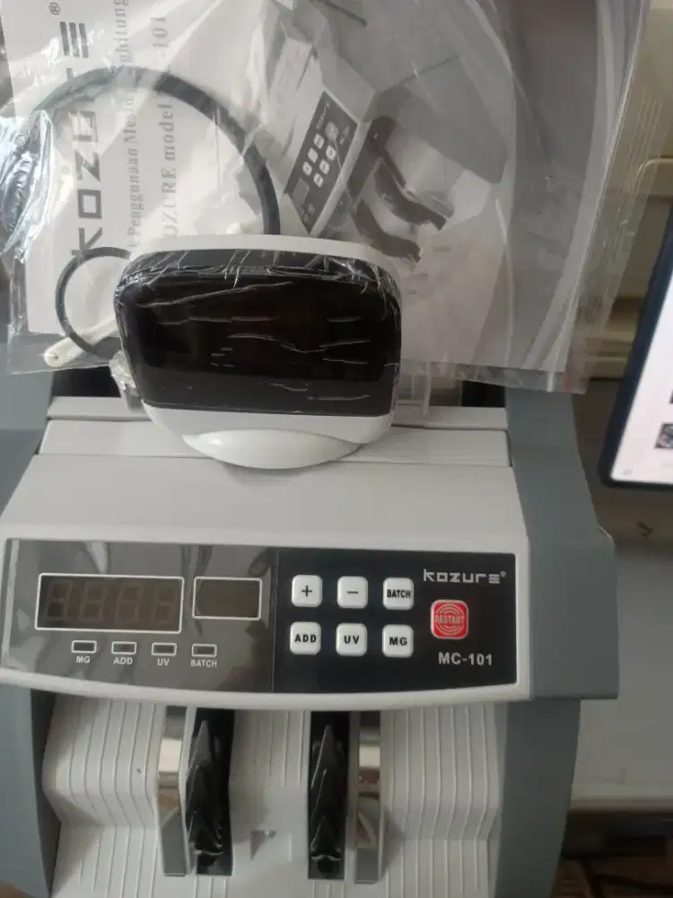 Mesin penghitung uang