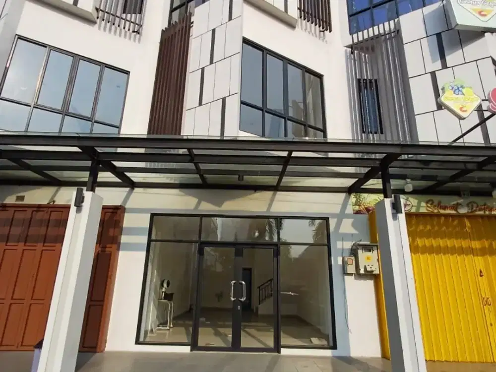 Disewakan Ruko Golf Boulevard Siap Masuk Di Modernland